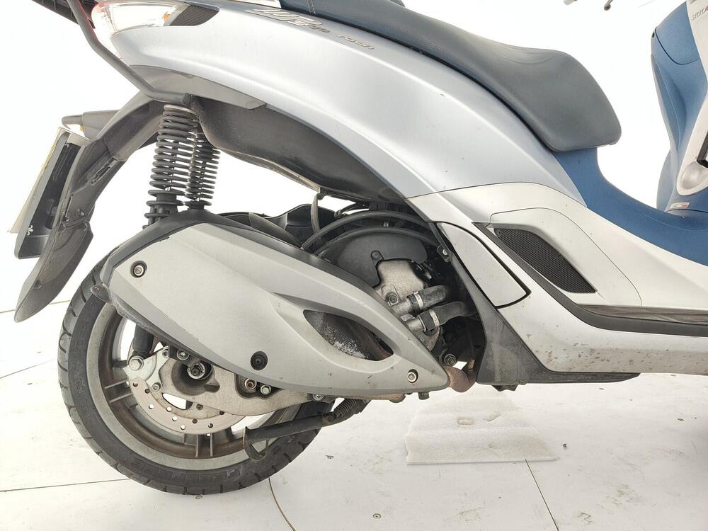 Piaggio Mp3 300 ie Yourban LT (2011 - 16) (13)