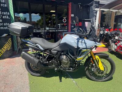 Suzuki V-Strom 800DE (2023 - 24) usata