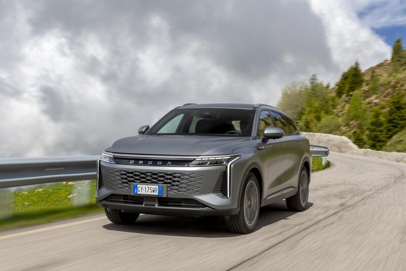Omoda 9: la D-Suv Full Optional da 537 Cv e 650 Nm | Prova, caratteristiche e prezzi [VIDEO]