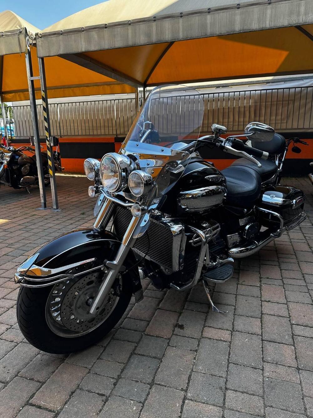 Triumph Rocket 3 Touring (2007 - 12) (4)
