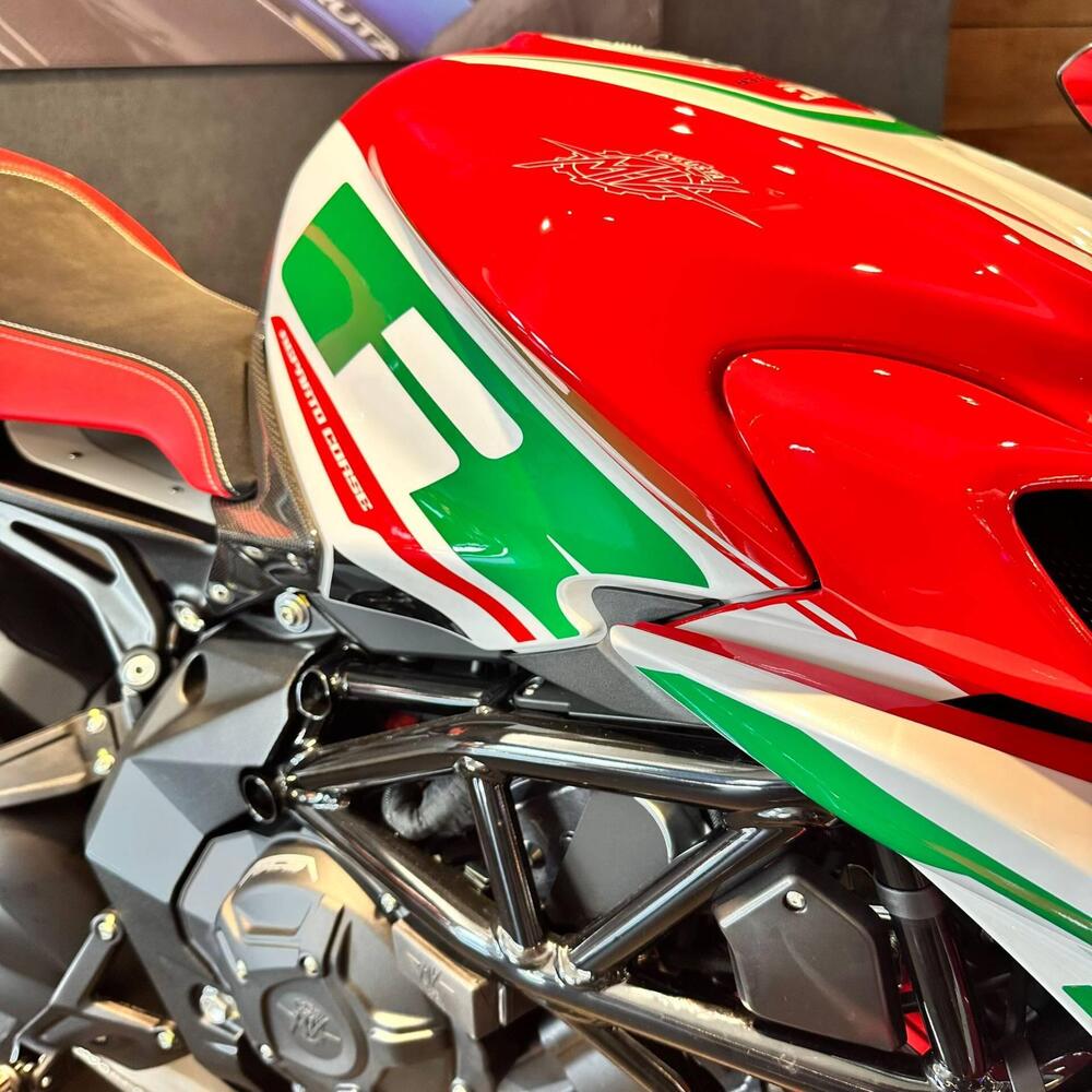 MV Agusta Dragster 800 RC SCS (2022 - 25) (7)