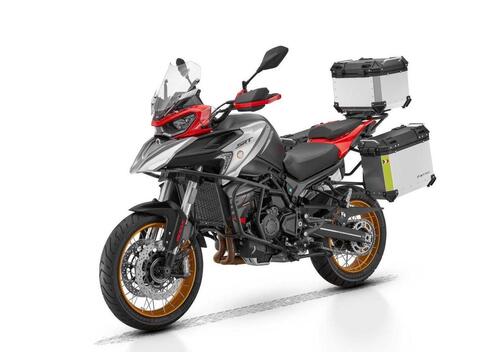 QJ Motor SRT 900 SX