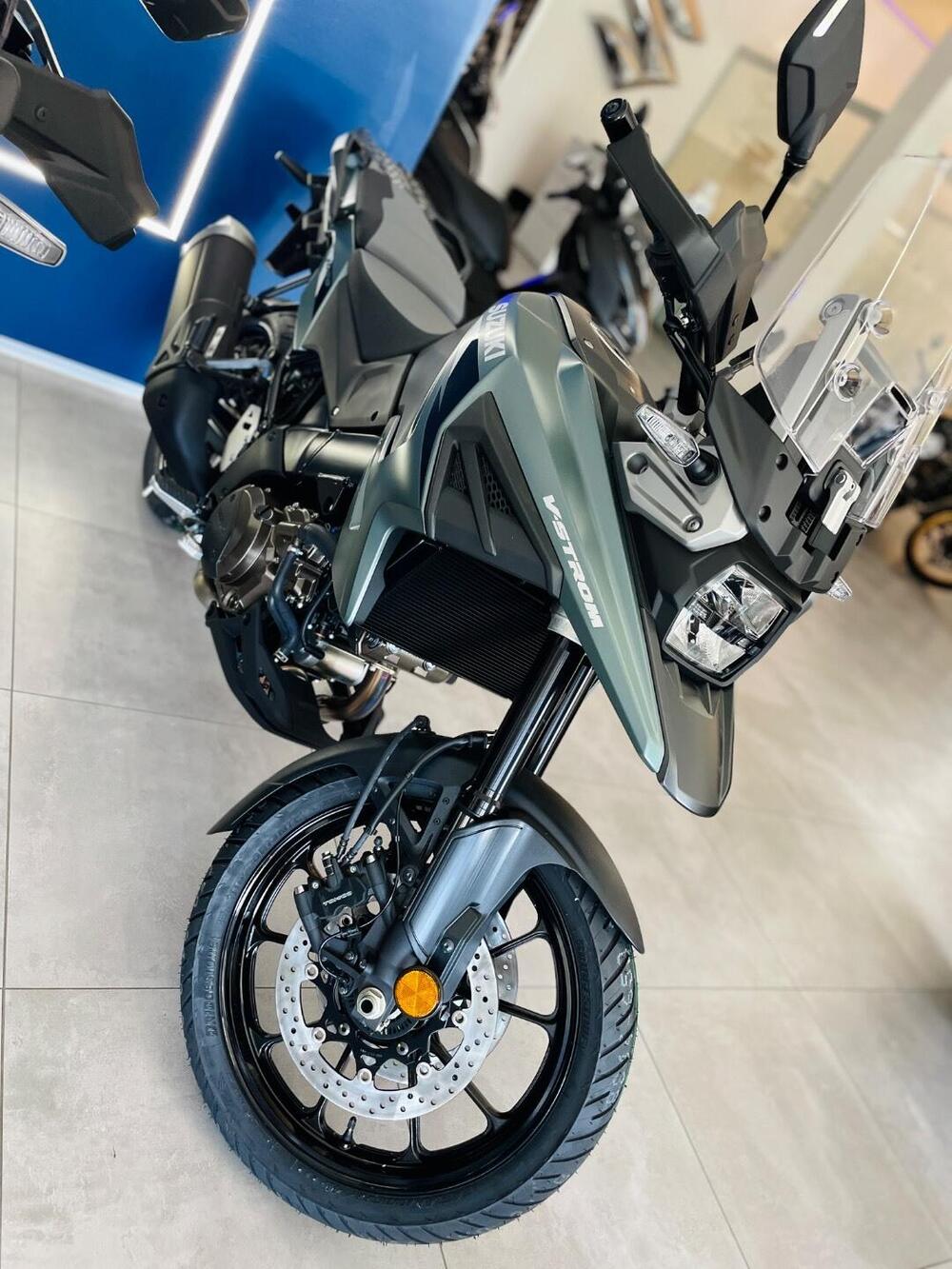 Suzuki V-Strom 1050SE (2025) (8)