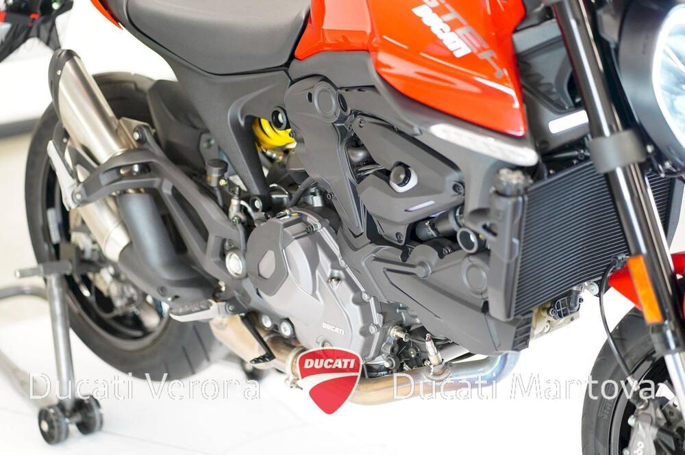 Ducati Monster 937 + (2021 - 25) (18)