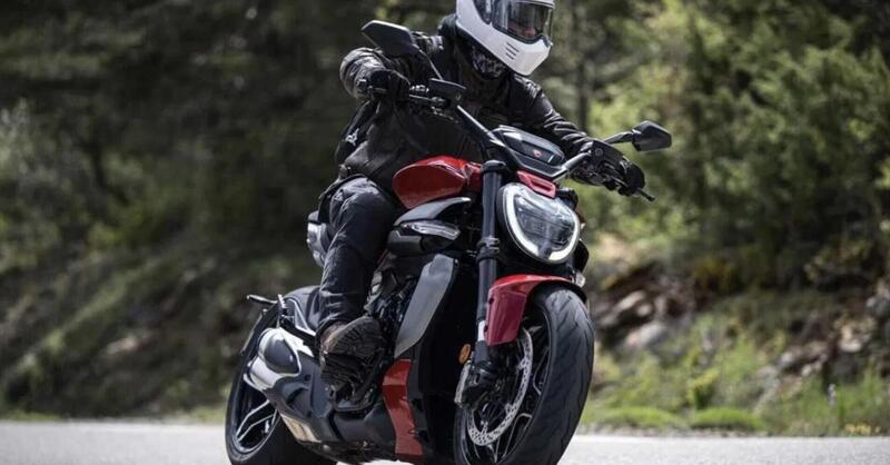 Scarica il Magazine n&deg;649 e leggi il meglio di Moto.it