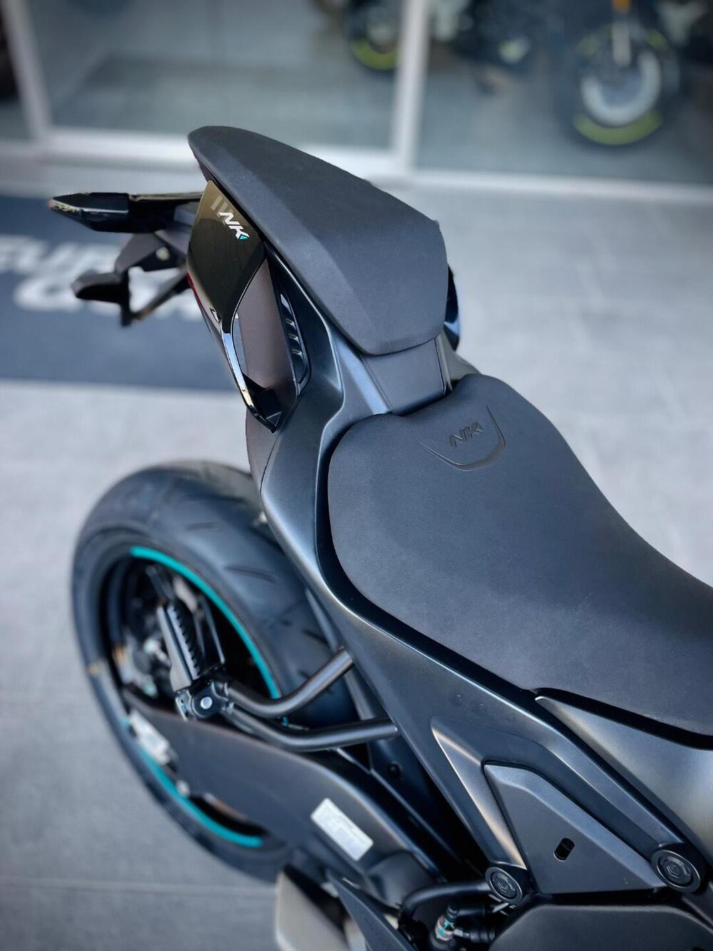 CFMOTO 675NK (2025 - 26) (6)