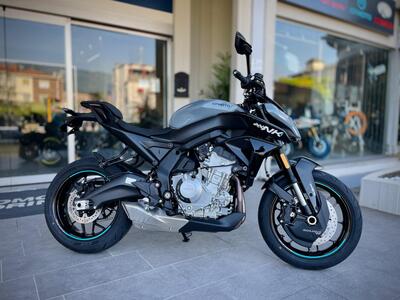 CFMOTO 675NK (2025) nuova