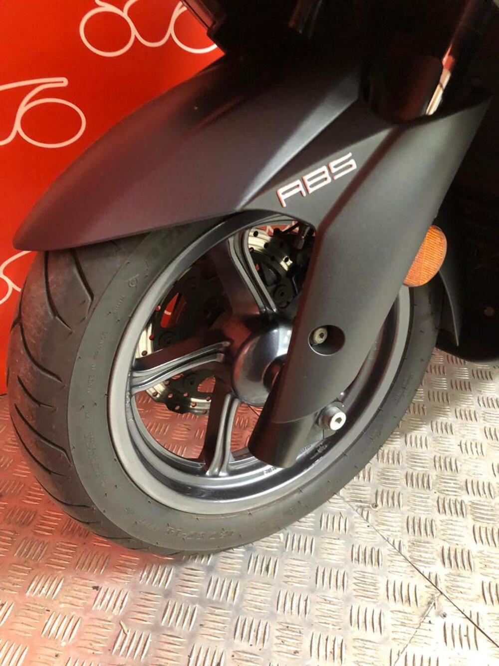 Kymco Downtown 350i ABS (2016 - 20) (5)