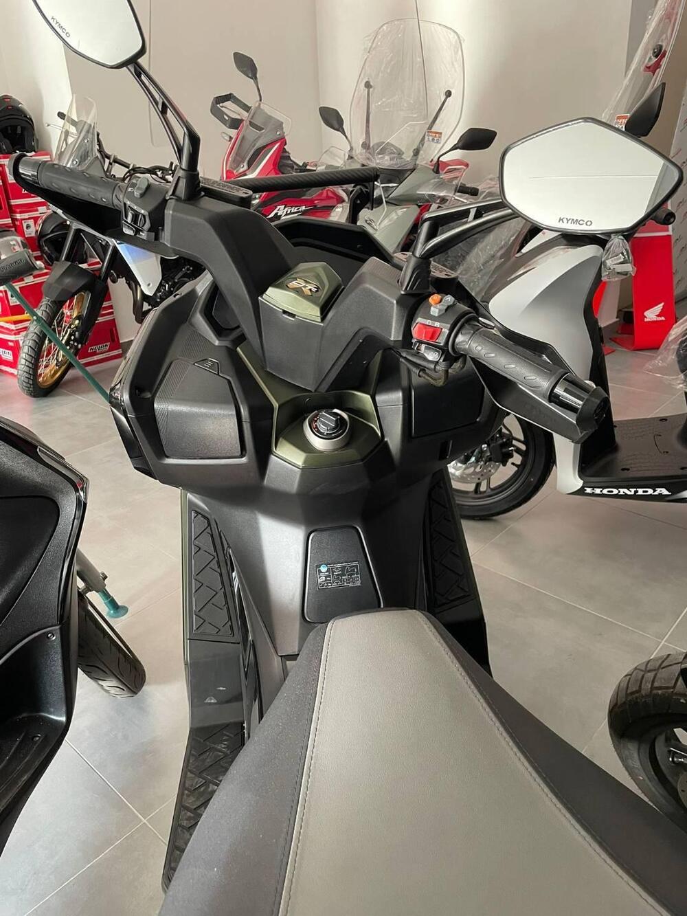 Kymco DTX 360 300 (2022 - 25) (3)