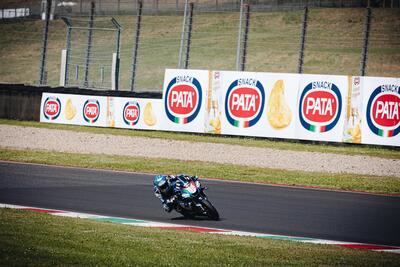 Dunlop CIV 2025, le gare del sabato al Mugello. In SBK spettacolo Delbianco Pirro, la Supersport &egrave; di Ottaviani [RISULTATI]