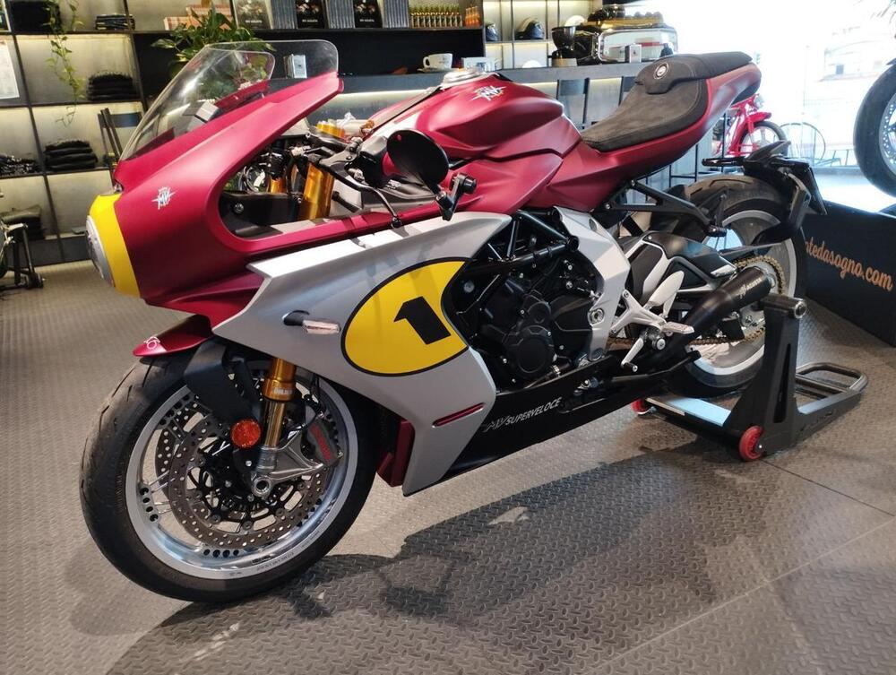 MV Agusta Superveloce 800 Ago (2021 - 23) (5)