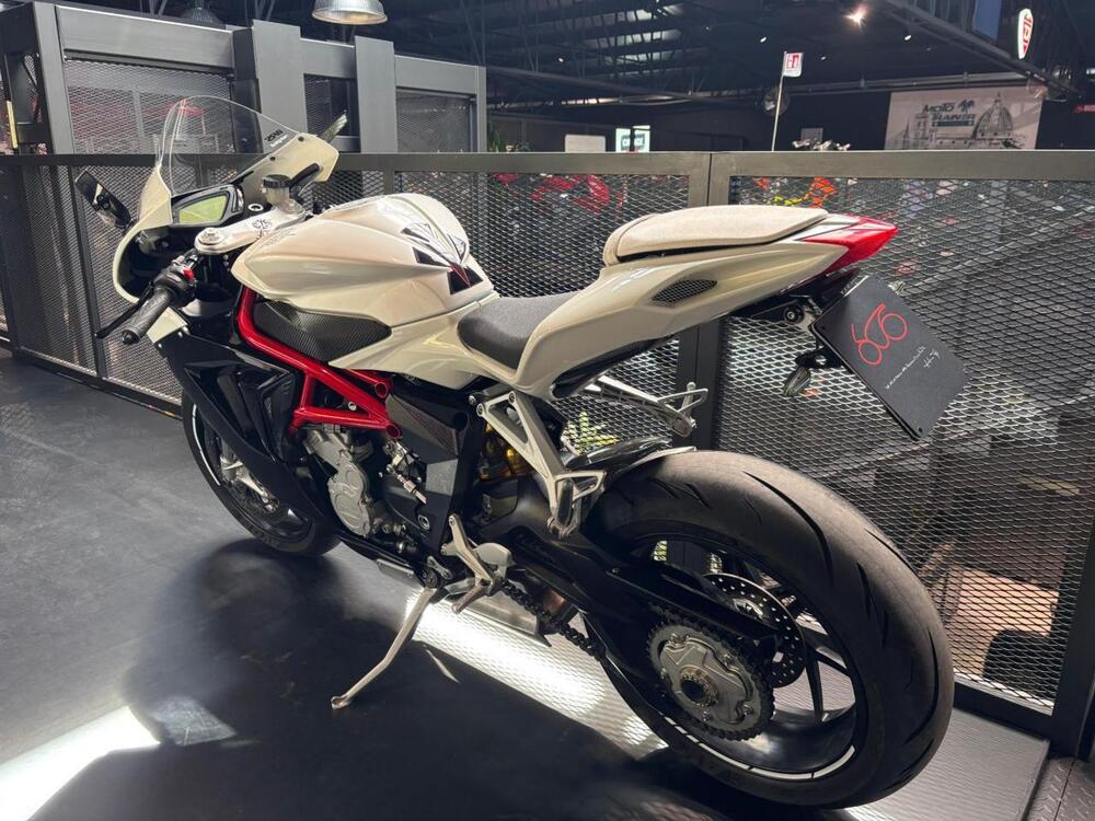 MV Agusta F3 800 EAS (2013 - 15) (4)