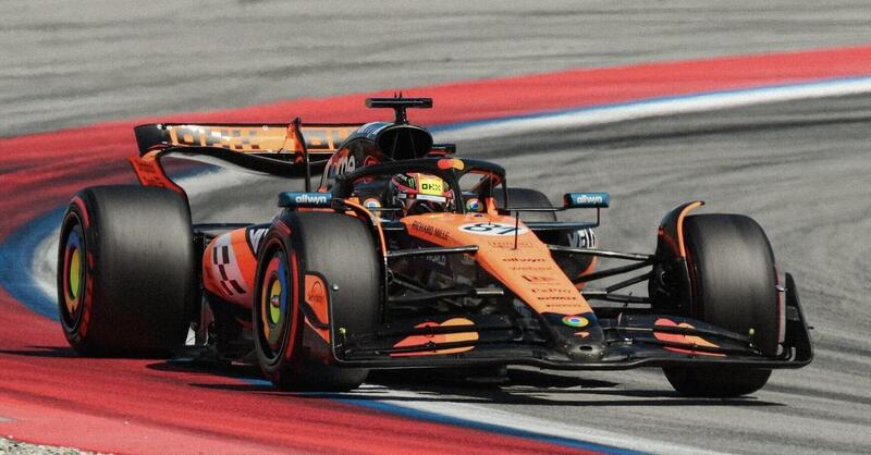 F1. Qualifiche GP Spagna 2025: Piastri soffia via la pole a Norris, terzo Verstappen. Errore strategico della Ferrari con Leclerc?