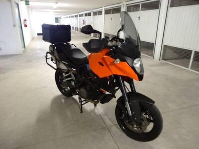 KTM 990 Supermoto T (2009 - 11) usata
