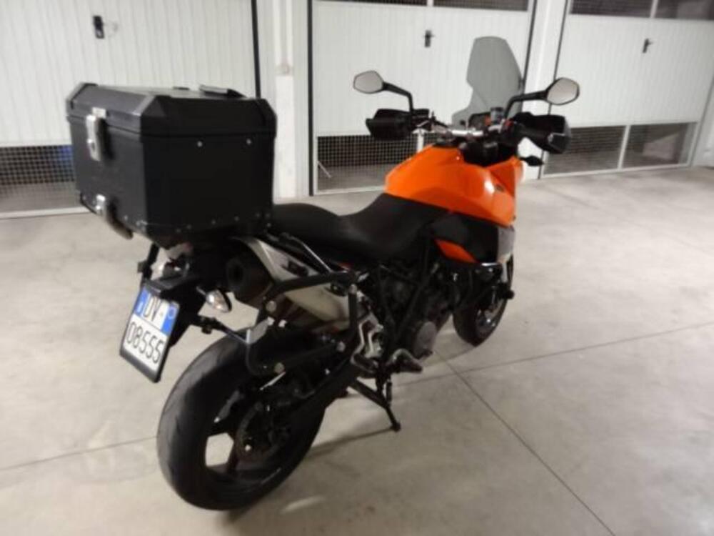 KTM 990 Supermoto T (2009 - 11) (2)