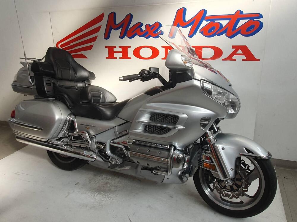 Honda GL 1800 Gold Wing (2007 - 11) (2)