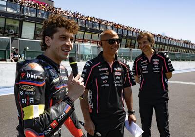 MotoGP 2025. Grande festa Aprilia a Misano, migliaia di appassionati, vince Marco Bezzecchi [VIDEO]