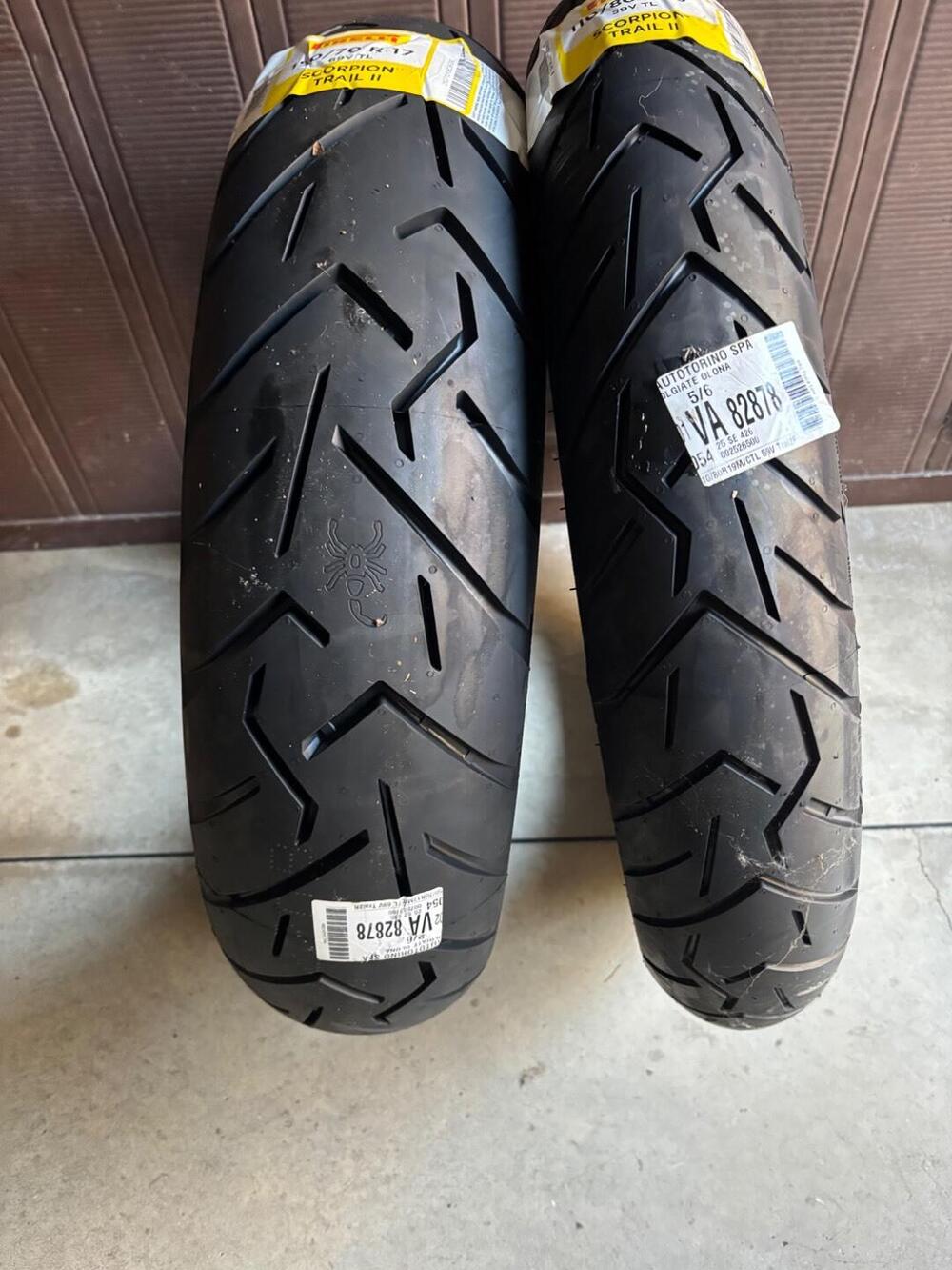 Vendo gomme nuove Pirelli (2)