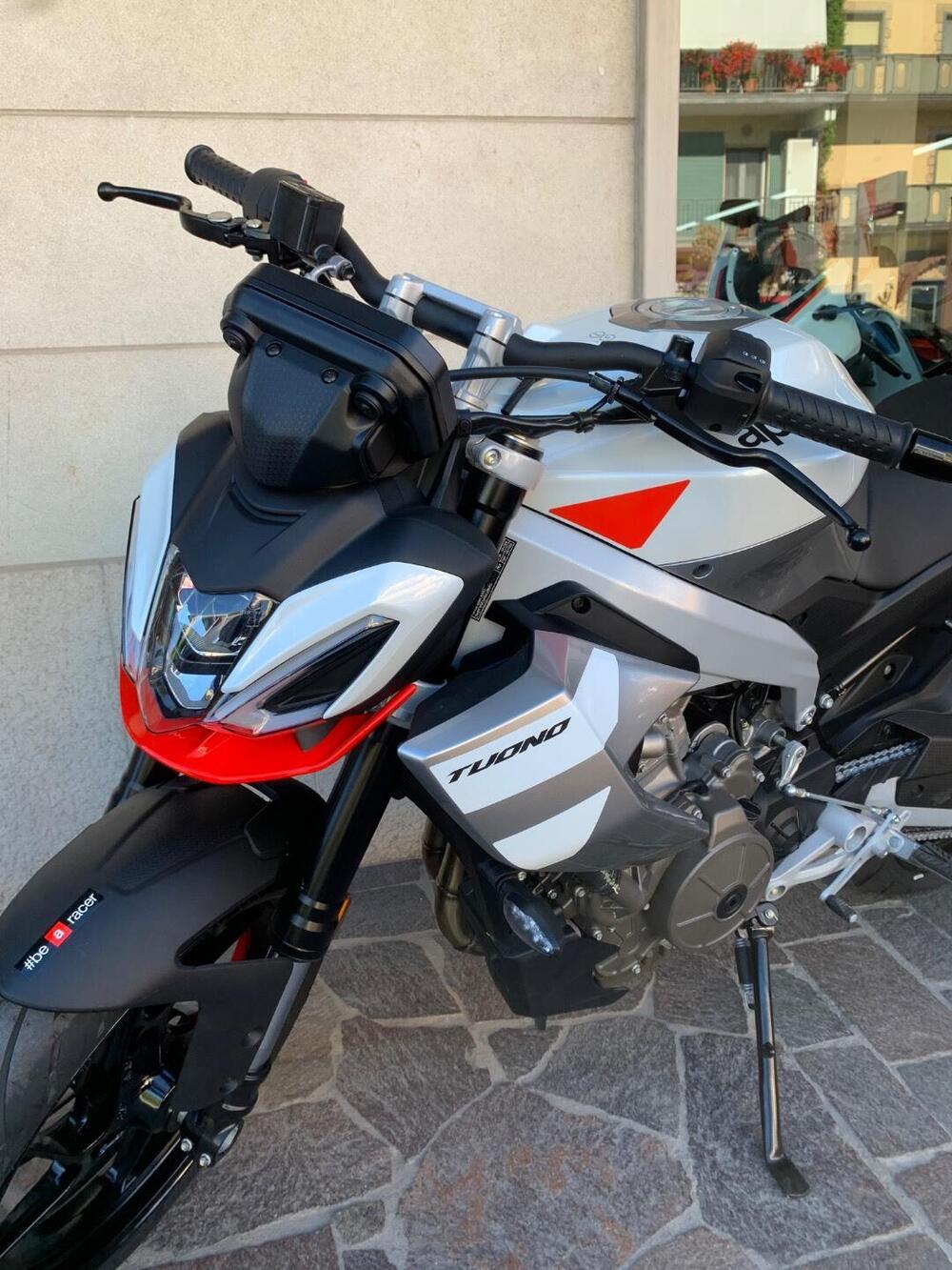 Aprilia Tuono 457 (2025) (5)