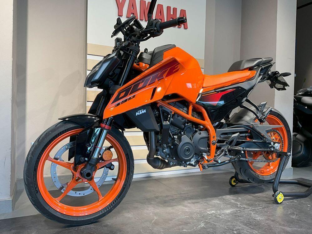 KTM 390 Duke (2024 - 26) (4)