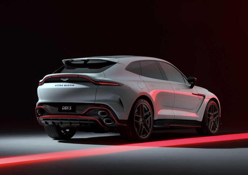 Aston Martin DBX (2025-->>) (8)