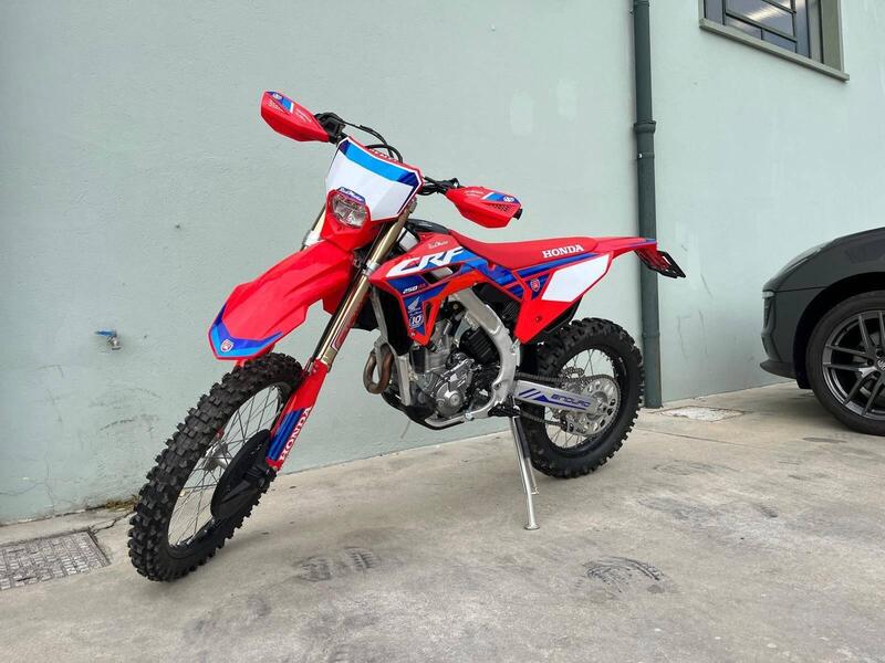 Honda CRF 250RX Enduro (2024) (9)