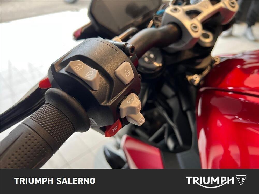 Triumph Street Triple 765 RS (2023 - 26) (10)
