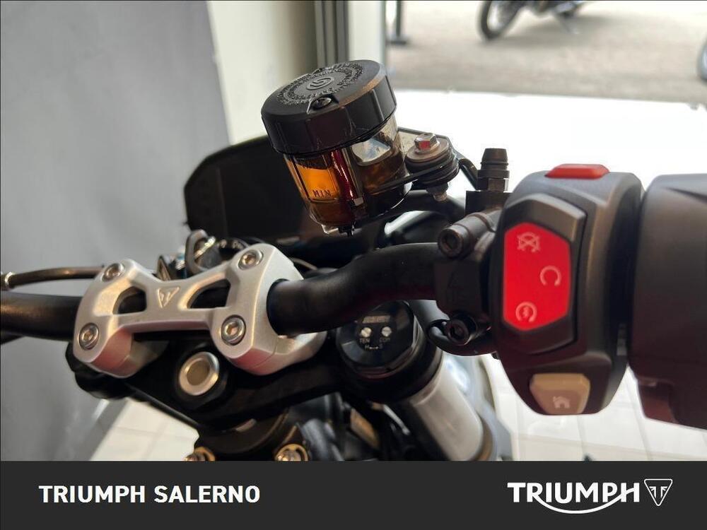 Triumph Street Triple 765 RS (2023 - 26) (11)