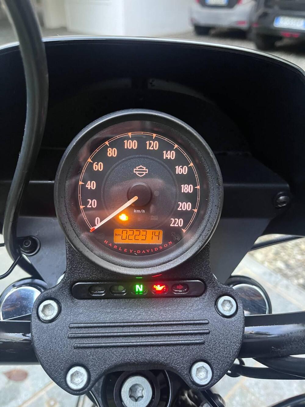 Harley-Davidson 1200 Iron (2018 - 20) - XL1200N (8)