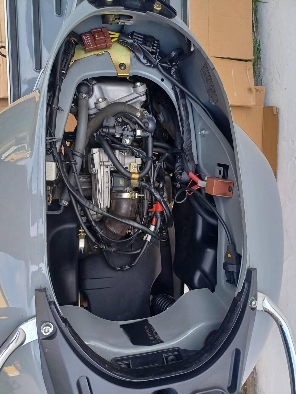 Piaggio VESPA GT60 LIMITED EDITION 200/999 (17)