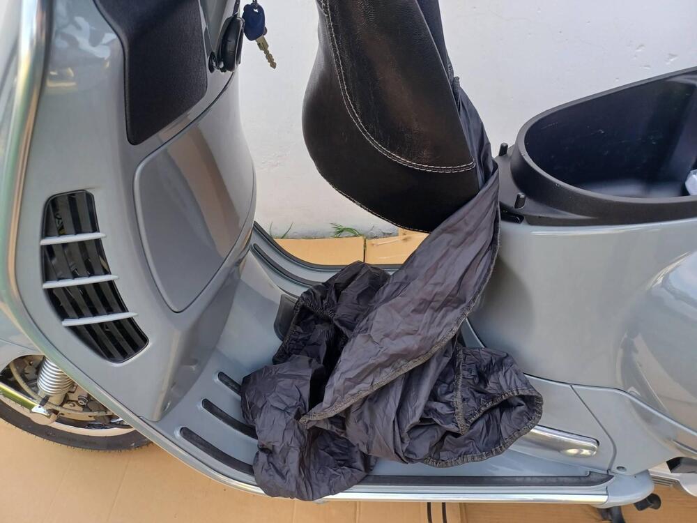 Piaggio VESPA GT60 LIMITED EDITION 200/999 (12)