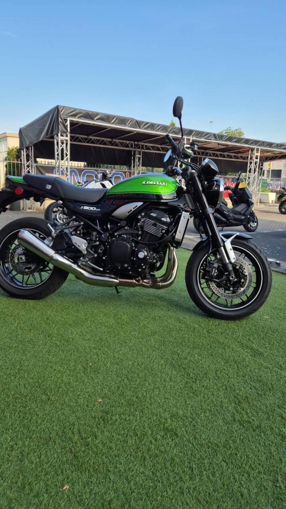 Kawasaki Z 900 RS (2022 - 25) (4)