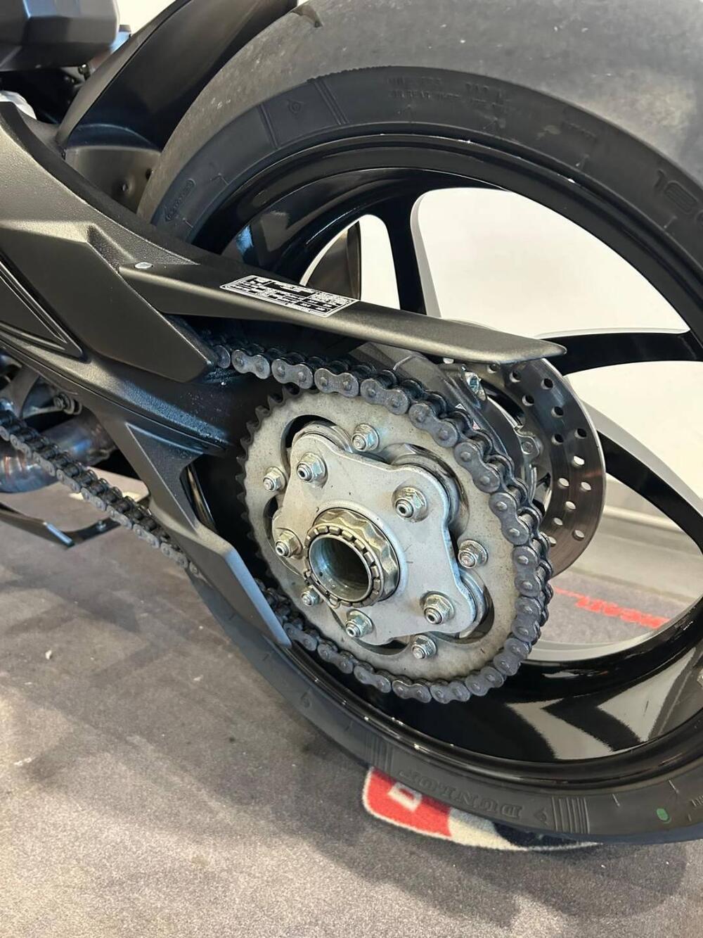 MV Agusta F3 800 Rosso (2021 - 23) (15)