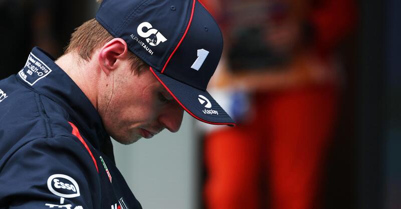 F1. Max Verstappen chiede scusa a Russell, ma se Red Bull non avesse sbagliato adesso non rischierebbe la squalifica