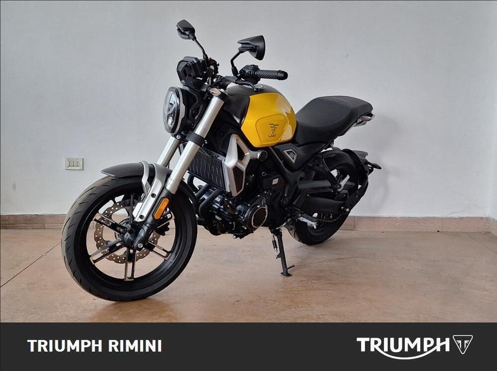 Voge Trofeo 350AC (2022 - 25) (2)