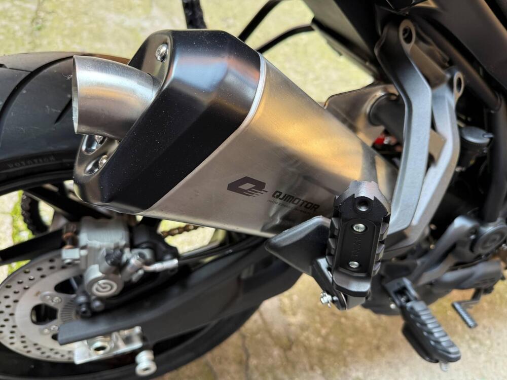 QJ Motor SRK 900 (2025 - 26) (8)