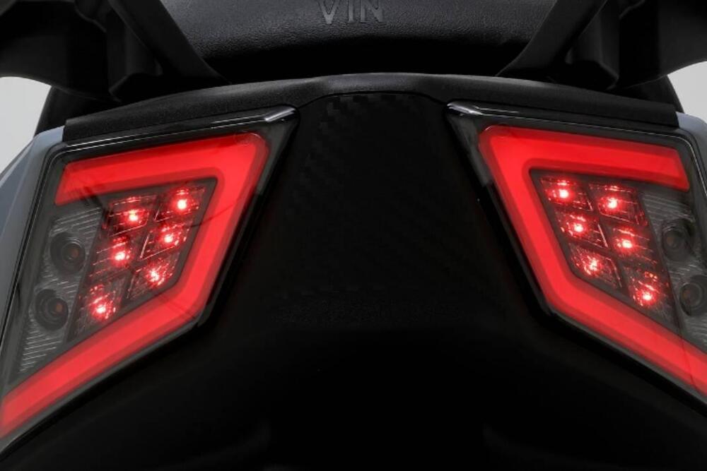 Sym Joymax 300 Z (2025 - 26) (2)