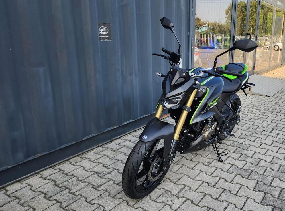 QJ Motor SRK 125 S (2023 - 24) (3)