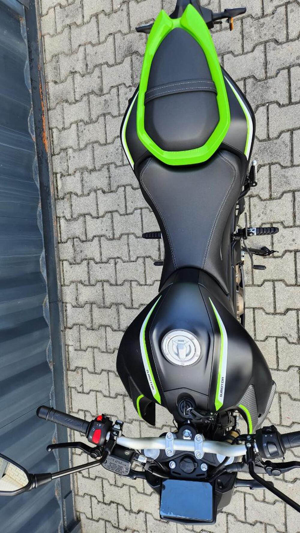 QJ Motor SRK 125 S (2023 - 24) (4)