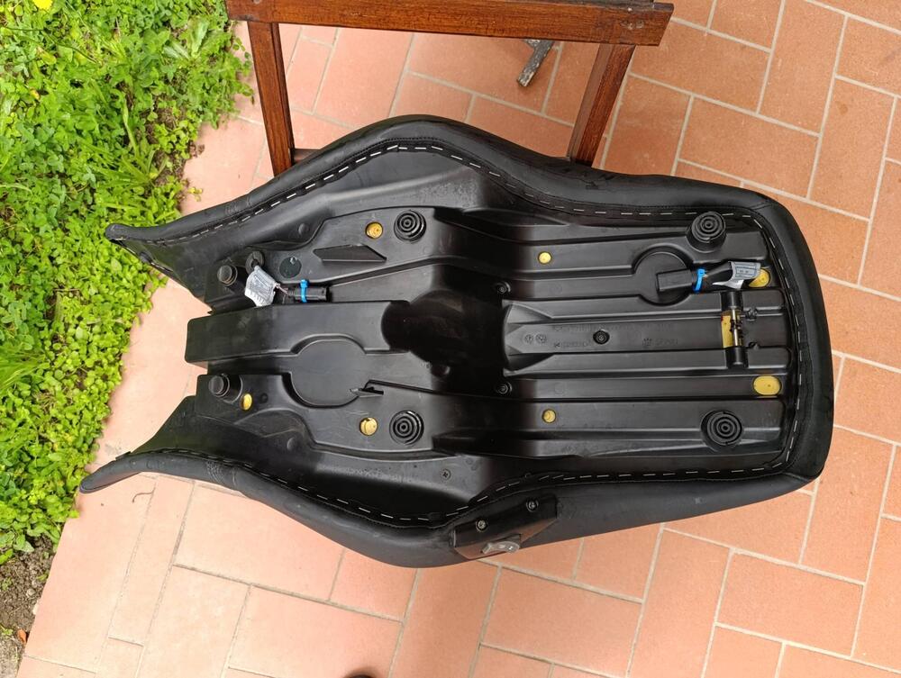 Sella lunga per BMW r 1200 rt k26 ⬇️ € (3)