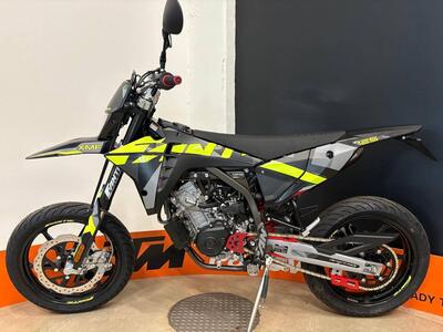 Fantic Motor XMF 125 Performance (2025) nuova