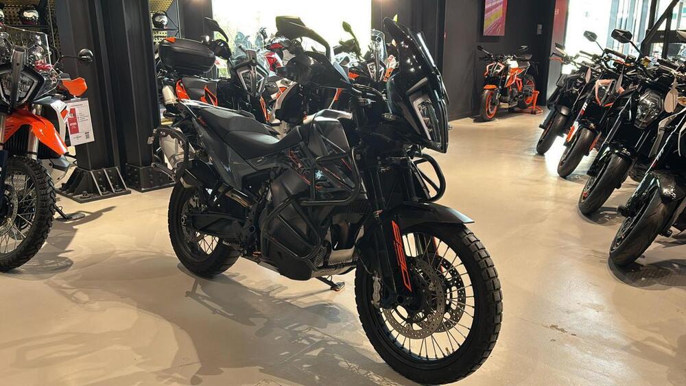 KTM 890 Adventure (2021) (4)