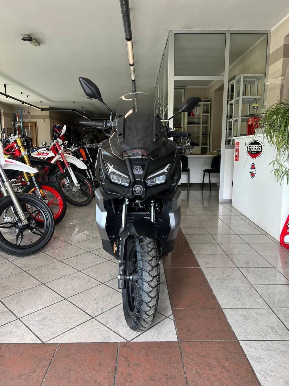 Voge Sfida SR1 ADV (2023 - 26) (3)