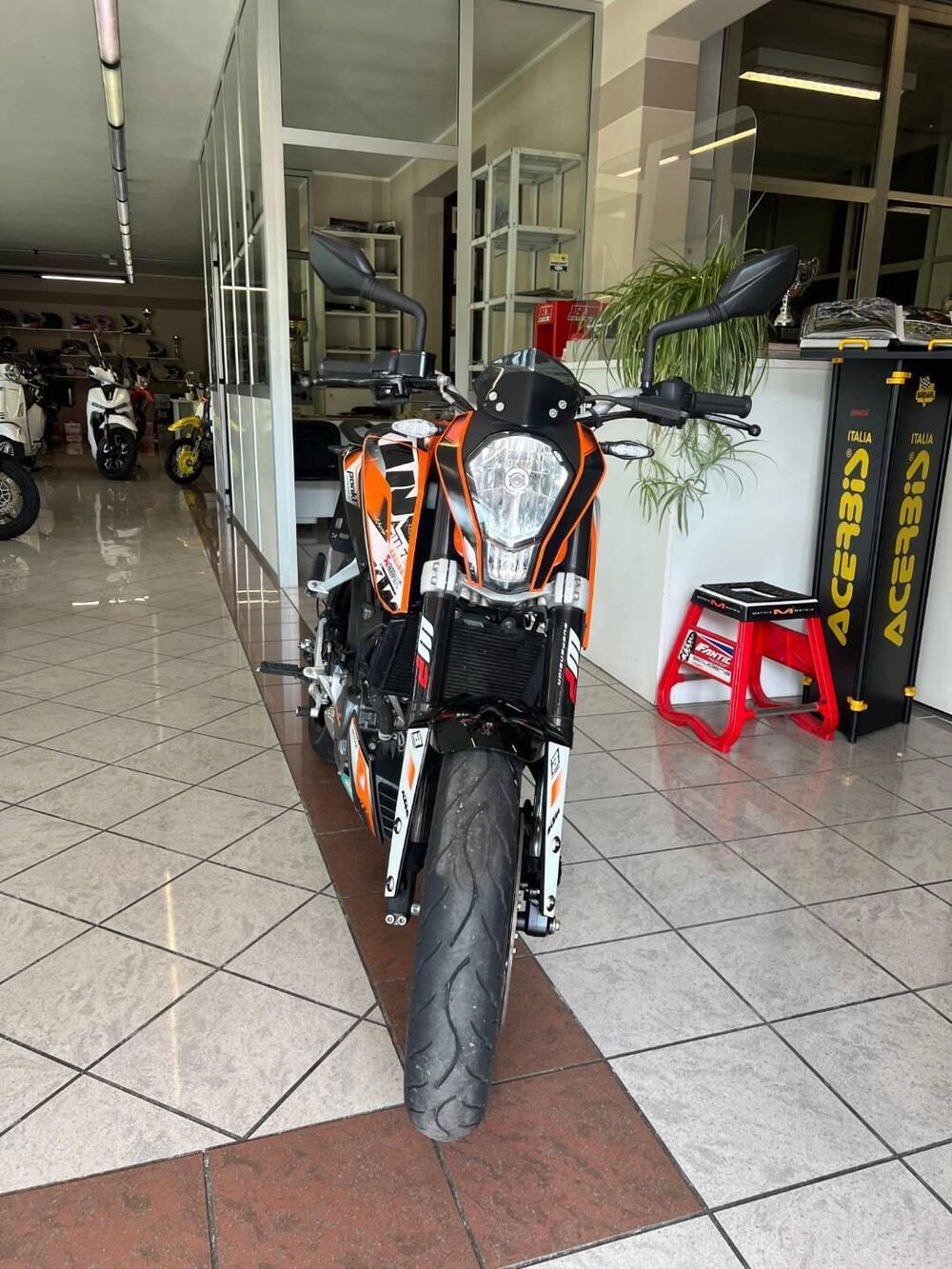 KTM 125 Duke ABS (2013 - 16) (3)