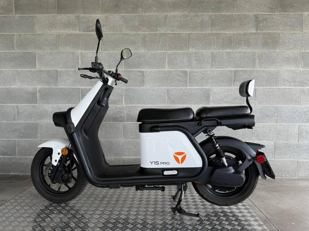 Yadea Y1S Pro Utility (2023 - 25) (5)