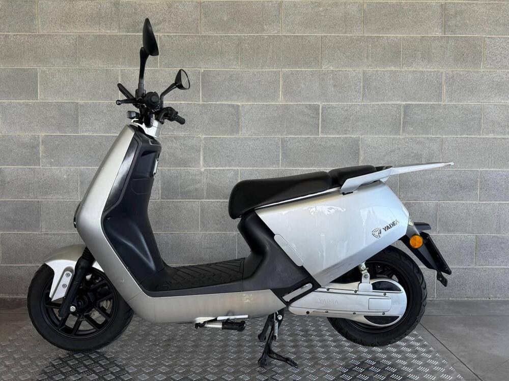 Yadea G5S (2022 - 25) (5)