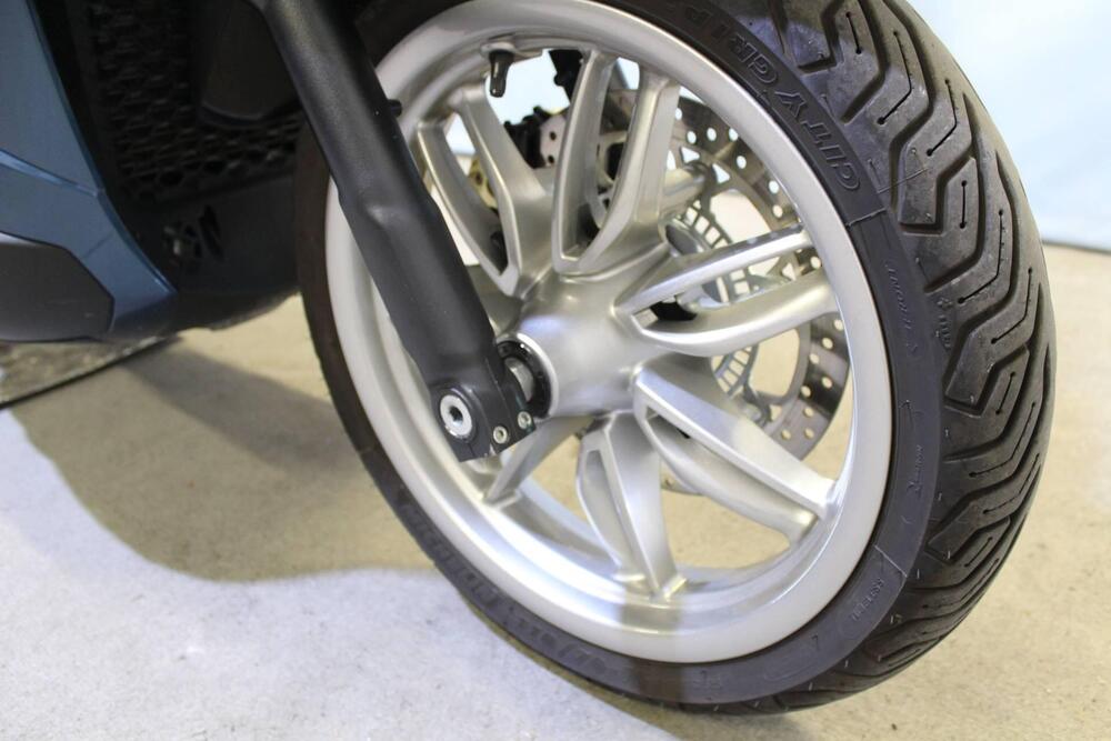 Piaggio Beverly 300 S ABS-ASR (2021 - 25) (7)