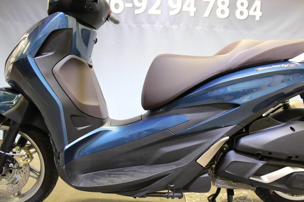 Piaggio Beverly 300 S ABS-ASR (2021 - 25) (16)