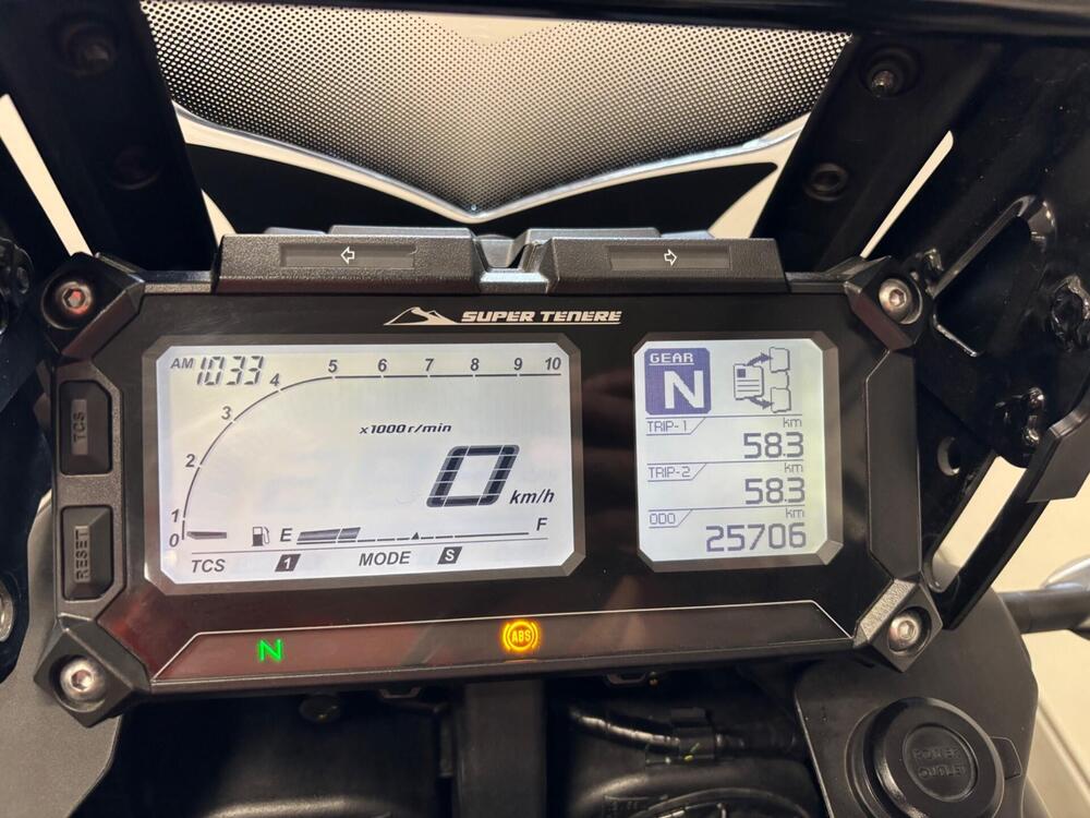 Yamaha XT1200Z Super Ténéré ABS (2017 - 20) (15)