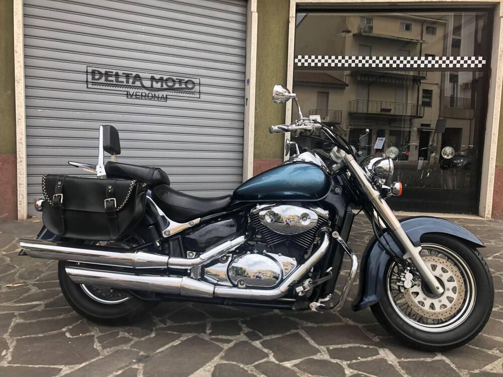 Suzuki VL 800 Intruder Volusia (2000 - 04) (2)